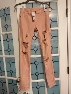 New York & Company Distressed Blush Pink Women's Jeans